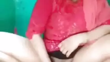 Fingering in bathroom