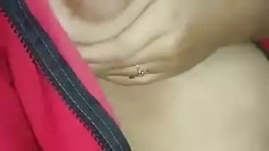 Bengali girl showing boobs