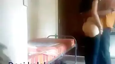 Sex HD video of a college couple fucking in his hostel room