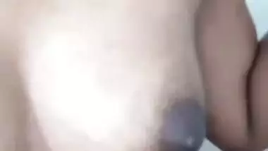 Tamil girlfriend naked video call showing dark nipples