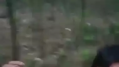 Desi lover fingering outdoor