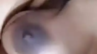 Today Exclusive- Sexy Lankan Bhabhi Showing Her Boobs On Video Call Part 2