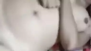 Amateur MMS video of guy who thrusts his XXX tool into the Desi MILF