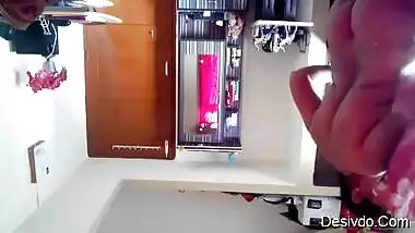 Beaitiful desi bhabhi