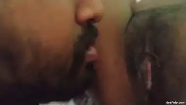 Bhabhi allow her brother’s close friend to lick her cunt and fuck pussy