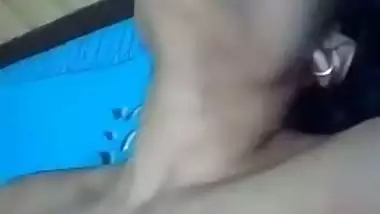 Hot MMS video of amateur Desi couple that has a XXX quickie close-up