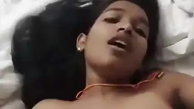 An 18-year-old girl’s desi xxx fucking with an Indian BBC