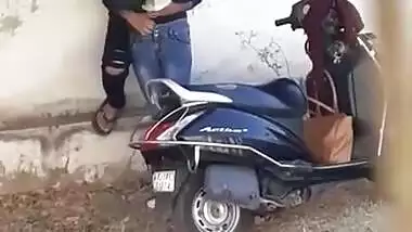 Desi couple outdoor fun